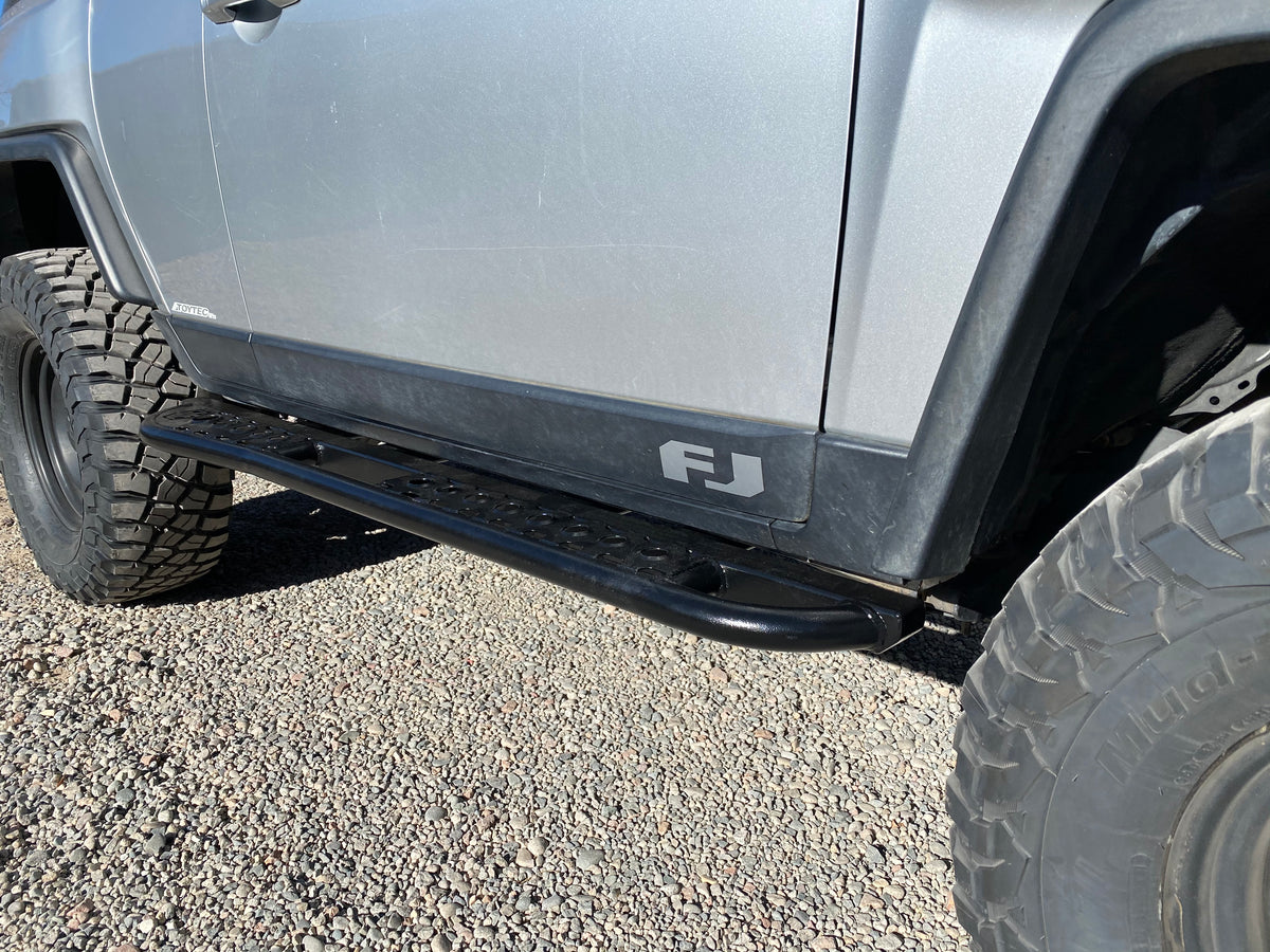 FJ Cruiser Rock Sliders – HeftyFabworks